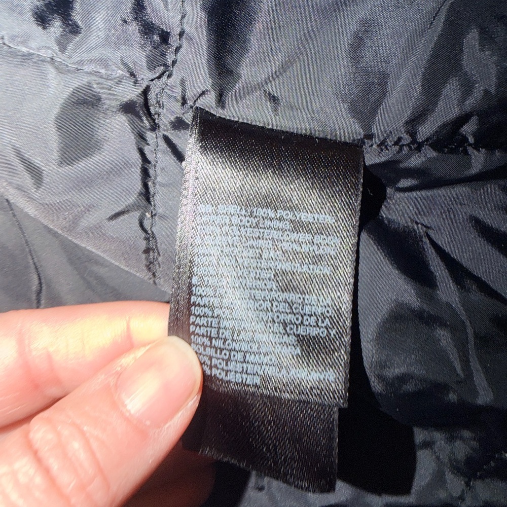 The North Face Women's Black Snow Jacket - Picture 4 of 6
